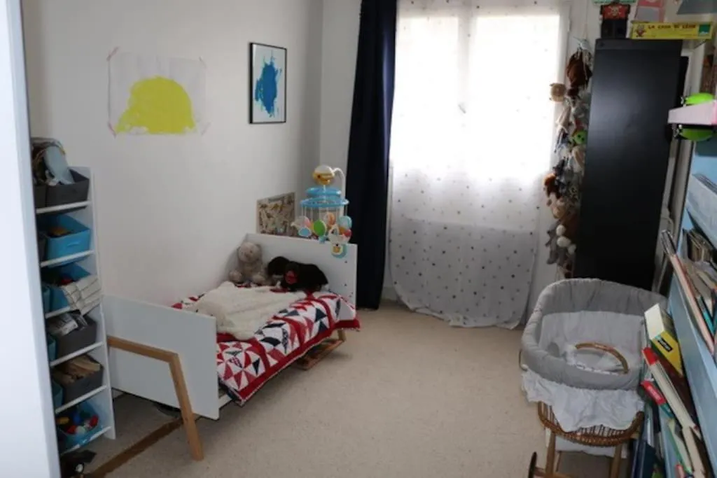 2 Bedroom With Balcony / Park Buttes Chaumont /jourdain Apartment *