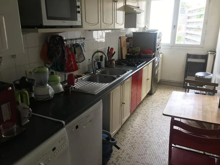 2 Bedroom With Balcony / Park Buttes Chaumont /jourdain Paris